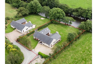 /international/ie/1-cahir-lodges-cahir-west-kenmare-kerry-210109677837/