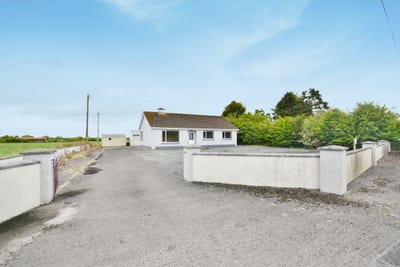 /international/ie/kealid-moyvane-kerry-210109681726/