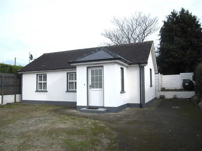 /international/ie/the-cottage-castleblayney-road-carrickmacross-co-monaghan-carrickmacross-monaghan-210109673446/