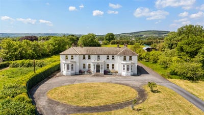 /international/ie/chantry-house-paulstown-kilkenny-210109671819/