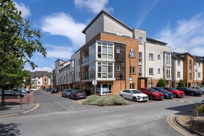 /international/ie/32-belmayne-park-south-dublin-13-dublin-210109672909/