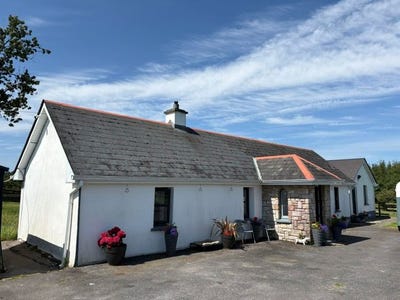 /international/ie/cloonmaul-loughglynn-roscommon-210109720521/