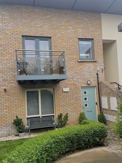 /international/ie/2-glenbrook-view-newtownmountkennedy-wicklow-210109671728/