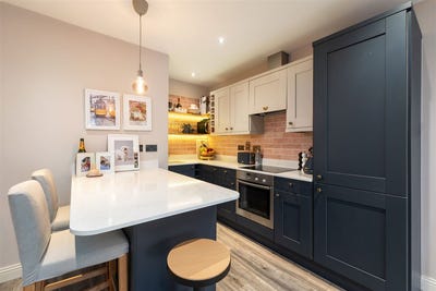 /international/ie/38-laurel-house-dublin-18-dublin-210109687049/