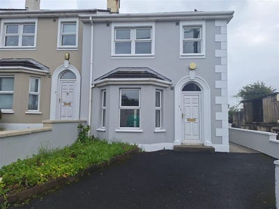 /international/ie/3-st-eunans-court-letterkenny-donegal-210119718630/