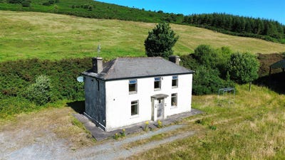 /international/ie/residence-on-c-39-acres-ballynoe-lombardstown-mallow-cork-210109679752/