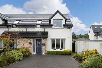 /international/ie/9-kinsealy-manor-chapel-road-kinsealy-malahide-dublin-210110093535/