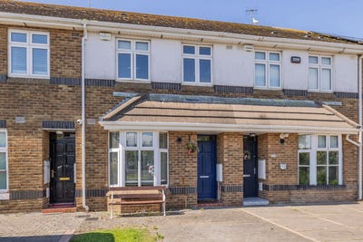 /international/ie/15-millview-skerries-dublin-210109671542/