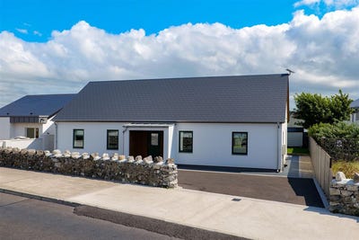 /international/ie/dublin-road-oranmore-limerick-210109867120/