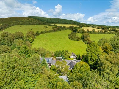 /international/ie/laragh-east-glendalough-wicklow-210109679282/