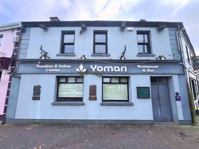 /international/ie/the-crescent-boyle-roscommon-210109677081/