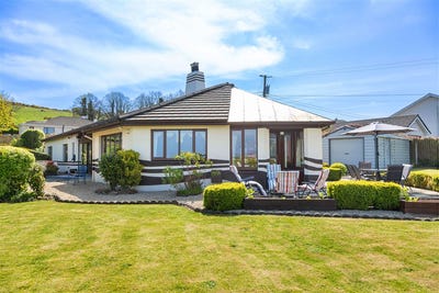 /international/ie/the-cascades-ballynerrin-upper-wicklow-town-wicklow-210109677763/