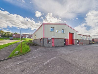 /international/ie/unit-at-doughcloyne-industrial-estate-sarsfield-road-wilton-cork-210109680986/