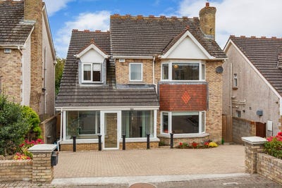 /international/ie/8-mariners-cove-howth-dublin-210109866992/
