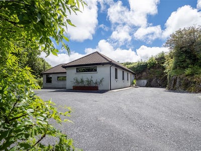 /international/ie/-house-by-the-waterfall-ardbear-clifden-galway-210109671791/