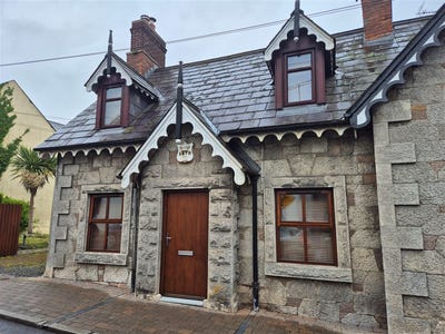 /international/ie/10-saint-jospeh-s-terrace-carrickmacross-monaghan-210109675714/