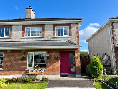 /international/ie/19-gladesville-castlebar-mayo-210110330261/