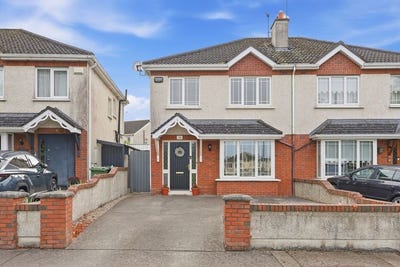 /international/ie/12-chestnut-lawn-johnstown-wood-navan-meath-210110303088/