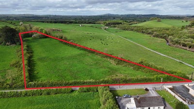 /international/ie/tinnatarriff-cappamore-limerick-210109680233/