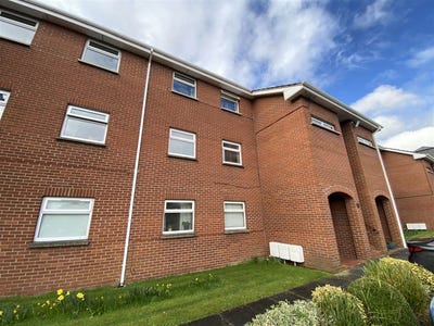 /international/ie/d5-wellesley-court-clancy-strand-limerick-county-limerick-limerick-limerick-210109685798/