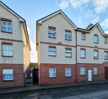 /international/ie/24-chapel-street-tralee-kerry-210119658327/