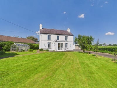 /international/ie/rookery-house-rookery-road-killarney-kerry-210110163590/