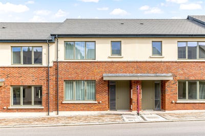 /international/ie/3-bed-house-the-glen-dublin-18-dublin-210110303033/