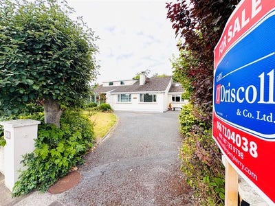 /international/ie/manorville-3-castle-demesne-tralee-kerry-210109682613/