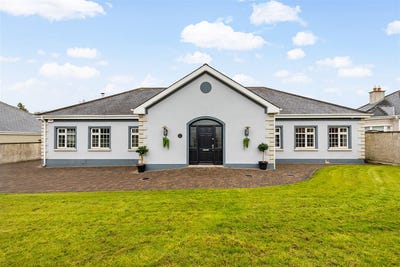 /international/ie/9-moynalvy-manor-moynalvy-summerhill-summerhill-meath-210109674006/