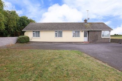 /international/ie/ardcath-garristown-meath-210109879652/