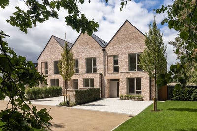 /international/ie/auburn-woods-malahide-malahide-dublin-210109684045/