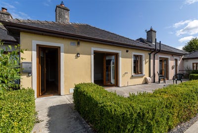 /international/ie/6-waters-edge-ballyleague-lanesboro-roscommon-210109682980/
