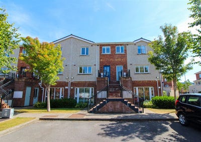 /international/ie/6-carrigmore-grove-dublin-24-dublin-210109799843/