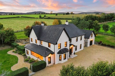 /international/ie/park-house-ballintim-camolin-wexford-210109680838/