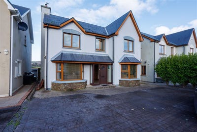 /international/ie/ref-1216-2-marina-walk-caherciveen-kerry-210109684729/