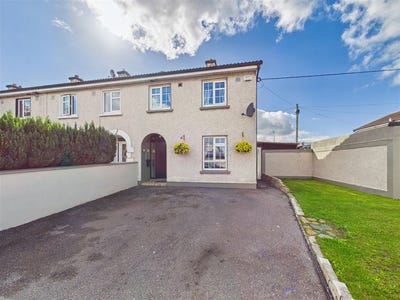 /international/ie/52-john-sweeney-park-tullow-road-carlow-town-carlow-210110205293/