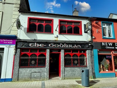 /international/ie/the-bodhran-rush-street-castlebar-mayo-210109687972/