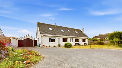 /international/ie/seacrest-sandy-hills-south-shore-road-rush-dublin-210109677393/