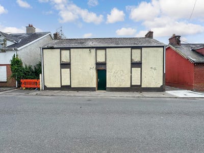 /international/ie/chapel-street-ballinakill-laois-210110353642/