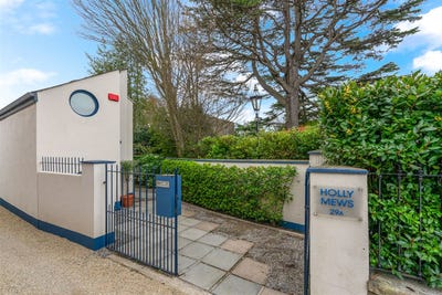 /international/ie/holly-mews-29a-dartry-road-dublin-6-dublin-210109686042/