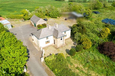 /international/ie/superb-residential-farm-holding-on-c-33-acres-at-castleview-mulrankin-bridgetown-wexford-210109677153/