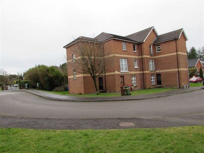/international/ie/55-river-side-coolshannagh-monaghan-town-monaghan-210109684228/