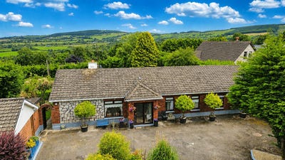 /international/ie/fox-lodge-foxcovert-lane-kilteel-naas-kildare-210109678377/