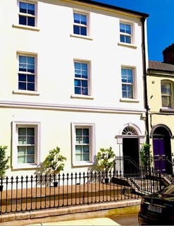 /international/ie/2-academy-street-navan-meath-210109671530/