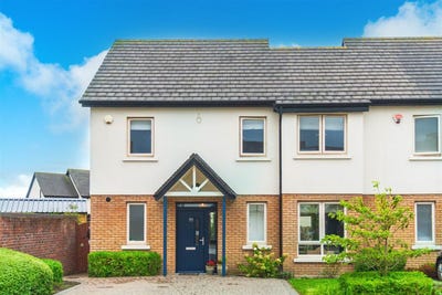 /international/ie/70-mill-gate-millerstown-kilcock-kildare-210119788666/