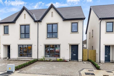 /international/ie/johnstownbridge-county-kildare-johnstownbridge-kildare-210109676964/