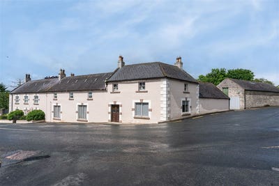 /international/ie/residence-and-shop-on-c-0-7-acre-kiltegan-wicklow-210119658389/