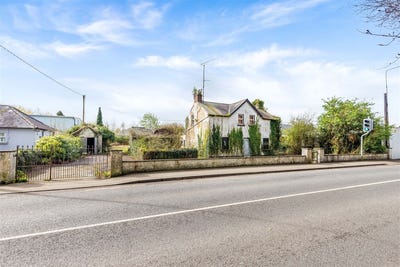 /international/ie/the-school-house-mullingar-road-ballivor-meath-210109680045/