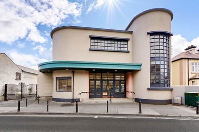 /international/ie/5-morton-hall-brewshill-navan-meath-210109784246/