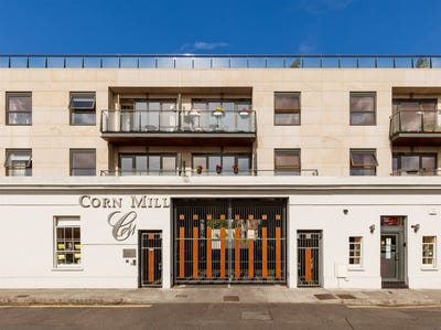 /international/ie/126-corn-mill-distillery-road-dublin-3-dublin-210119933062/